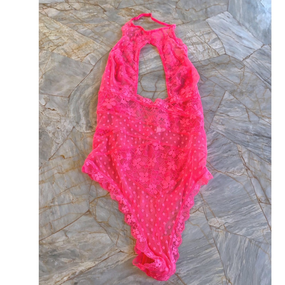 Victorias Secret Neon Pink Lace Swiss Dot Halter Keyhole Bodysuit Small S 391166